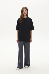 Basic oversized black t-shirt