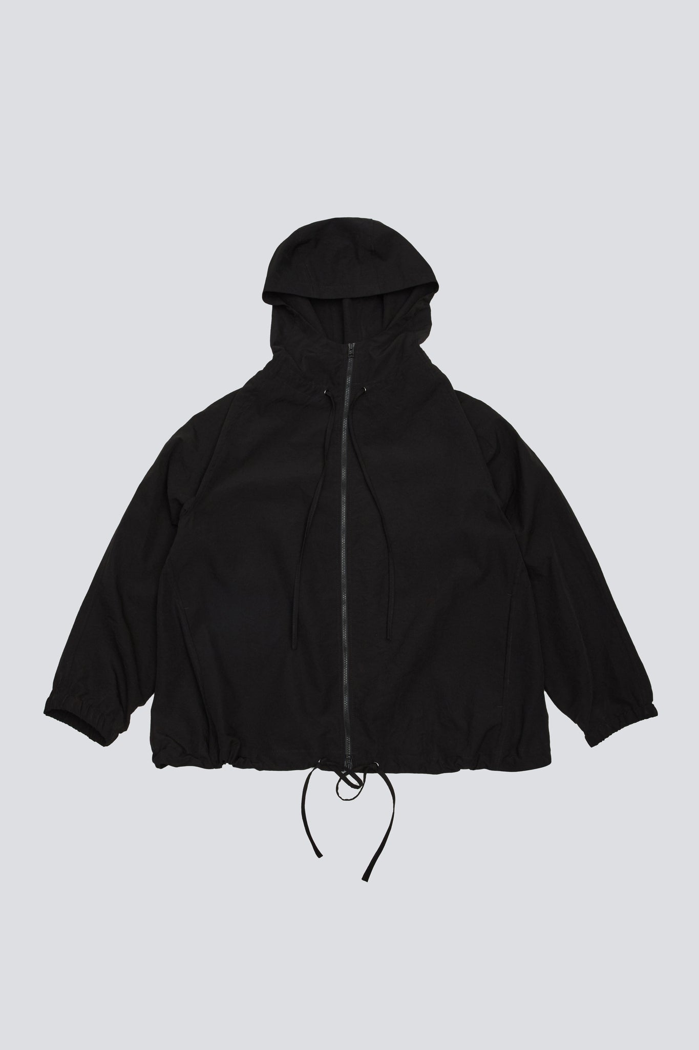 Shield jacket in black