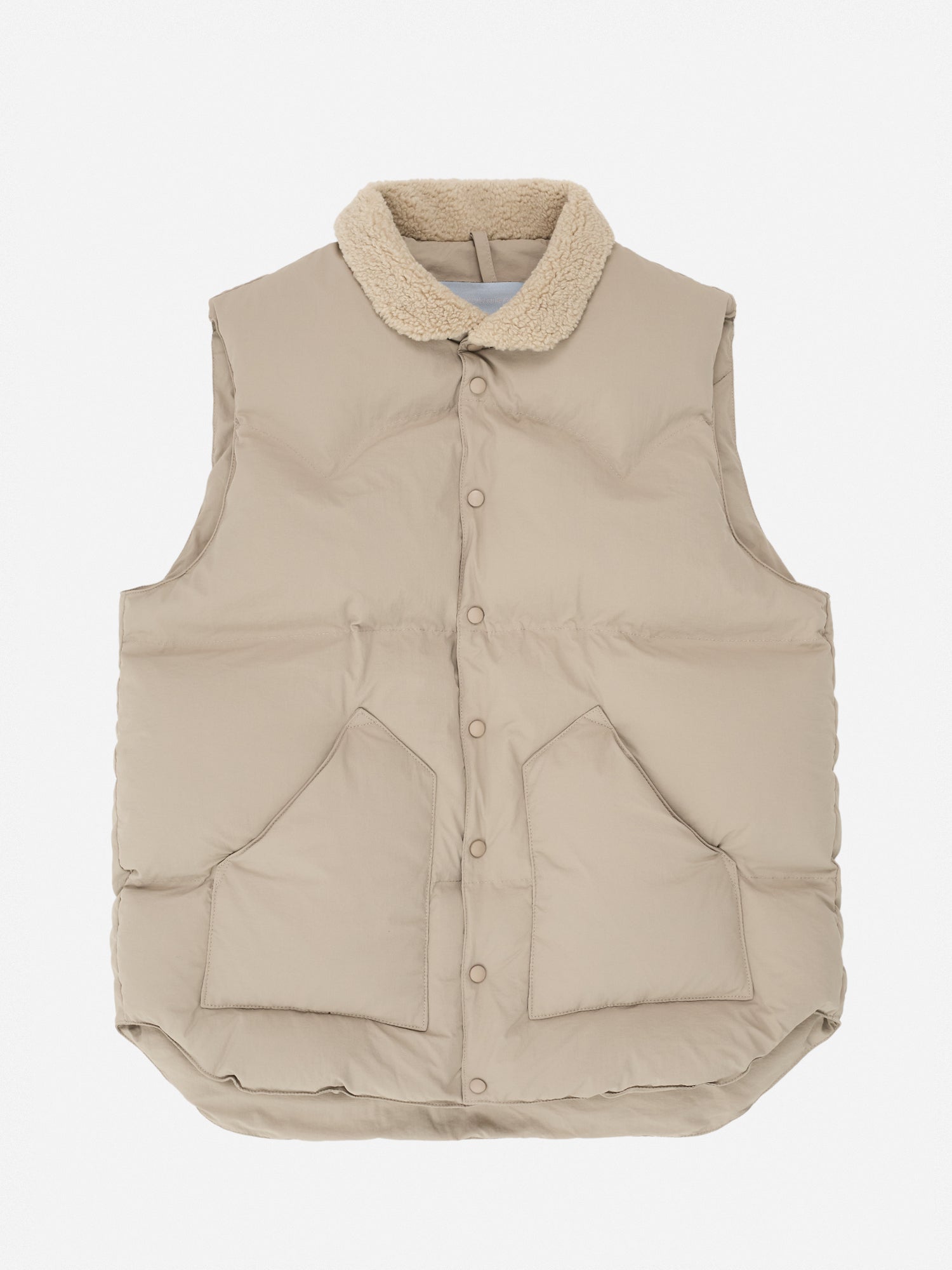 Winter-ready vest with faux fur collar in beige