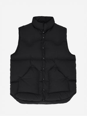 Basic insulated vest in black