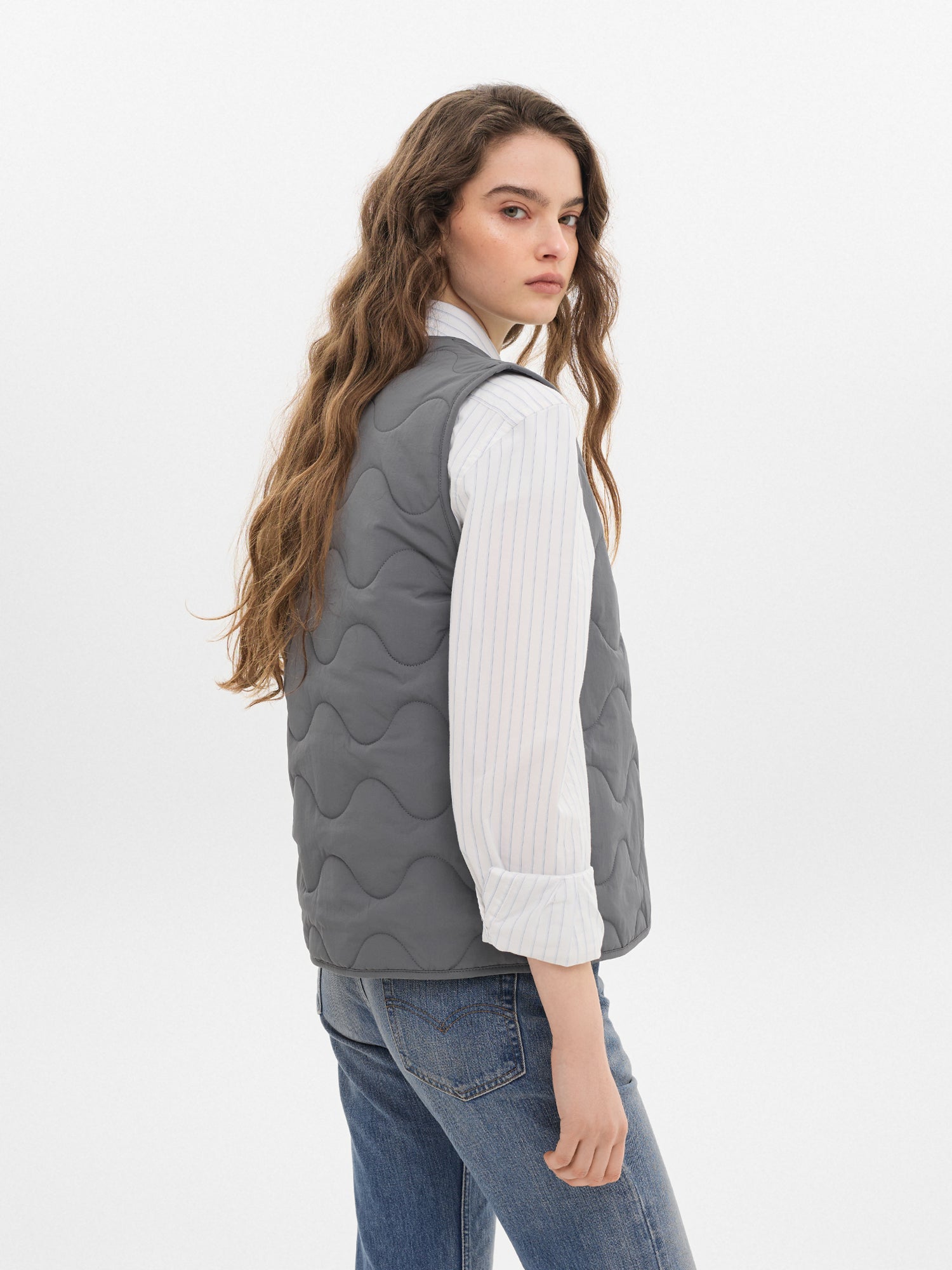 Vest graphite '25