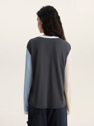 Color-Block Longsleeve in Grey