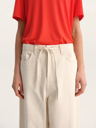 Loose-Fit Jeans in Ivory