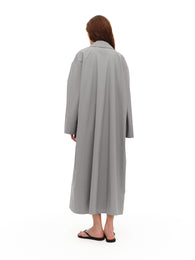 Grey straight-cut trench