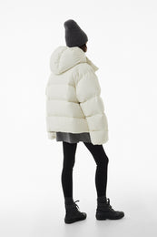Short oversize down jacket milk