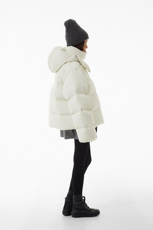Short oversize down jacket milk