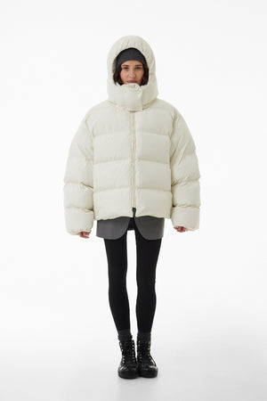 Short oversize down jacket milk