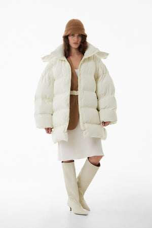 Long oversize down jacket milk