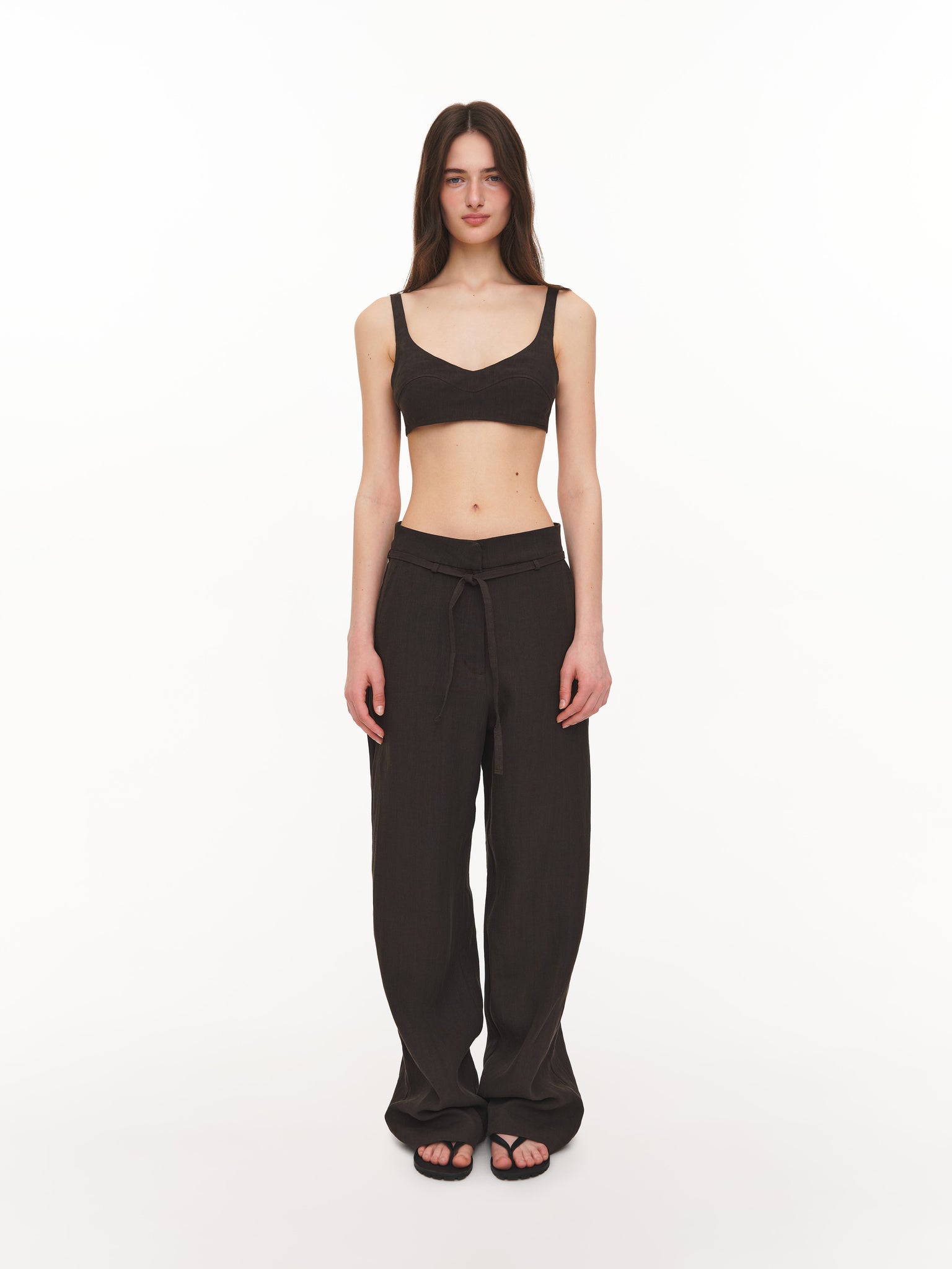 Minimalist linen top khaki
