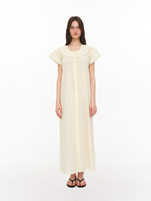 Buttoned dress in ivory