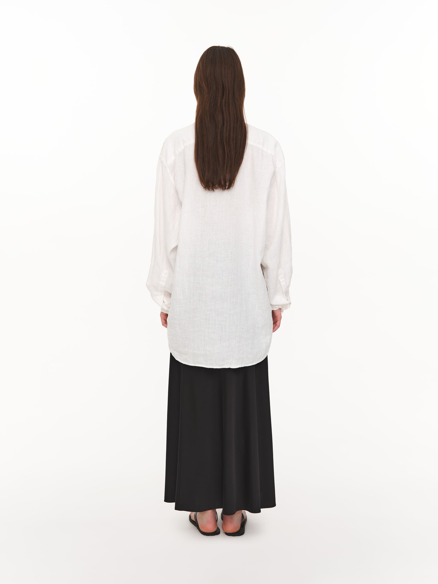 Loose-fit linen shirt white