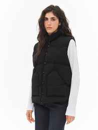 Basic insulated vest in black