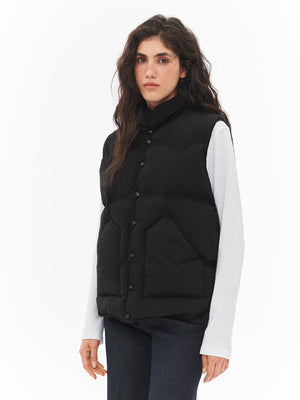 Basic insulated vest in black
