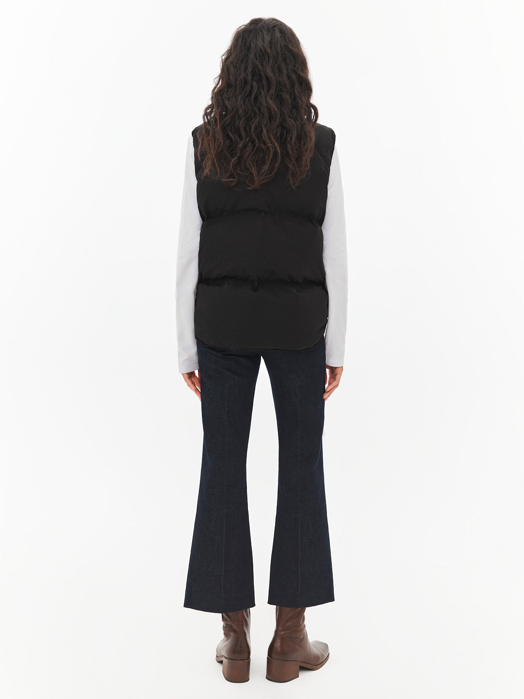 Basic insulated vest in black