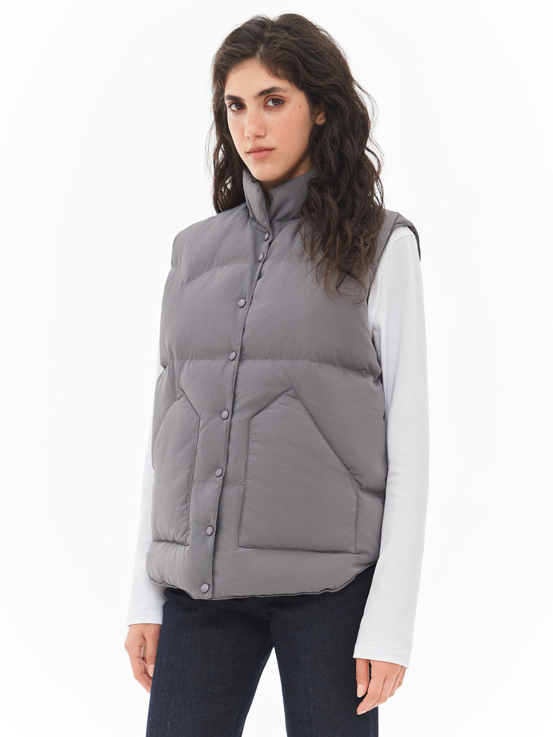 Basic insulated vest in grey