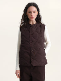 Vest in Deep Fig '26
