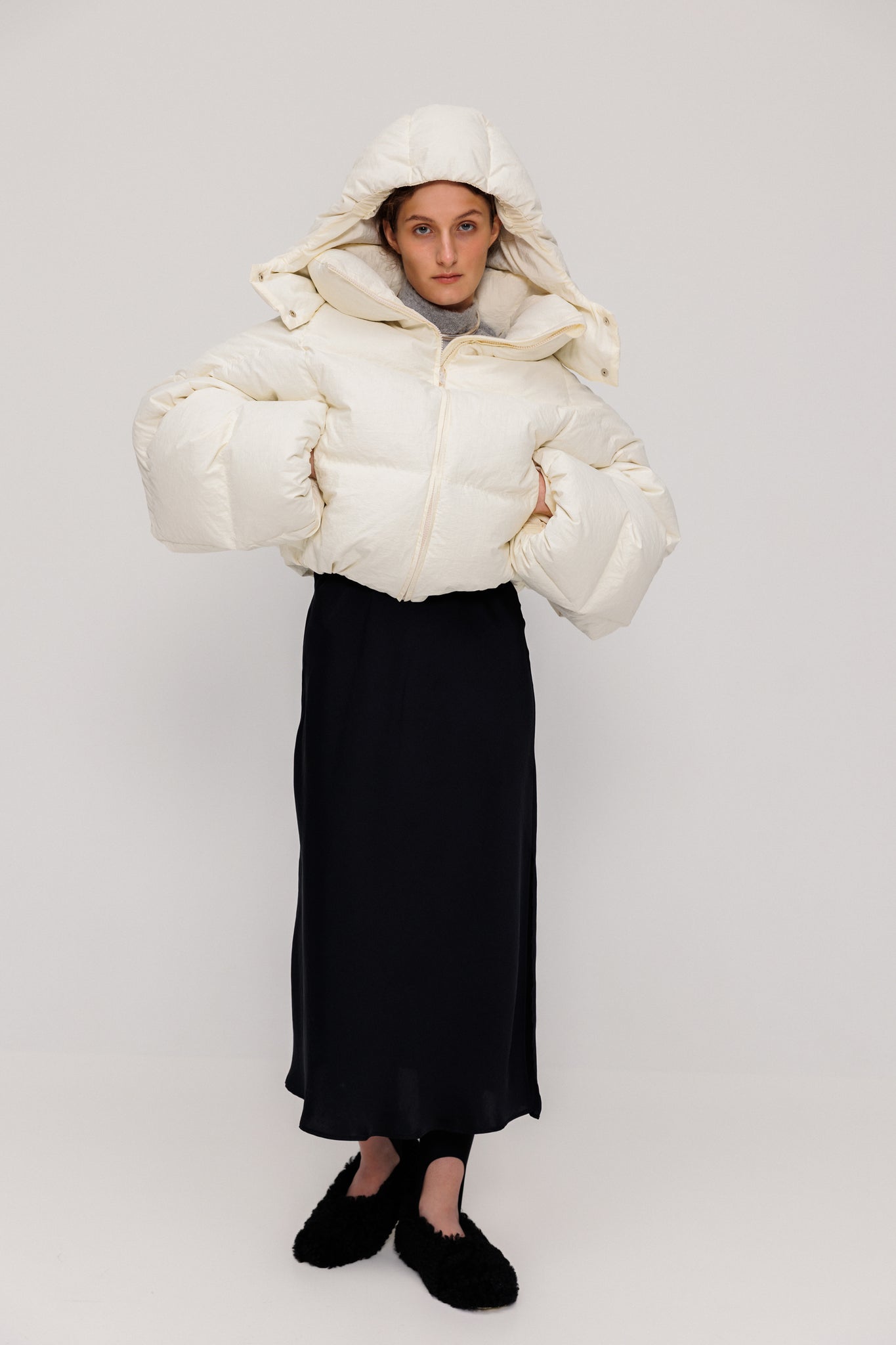 Milk short down jacket FW